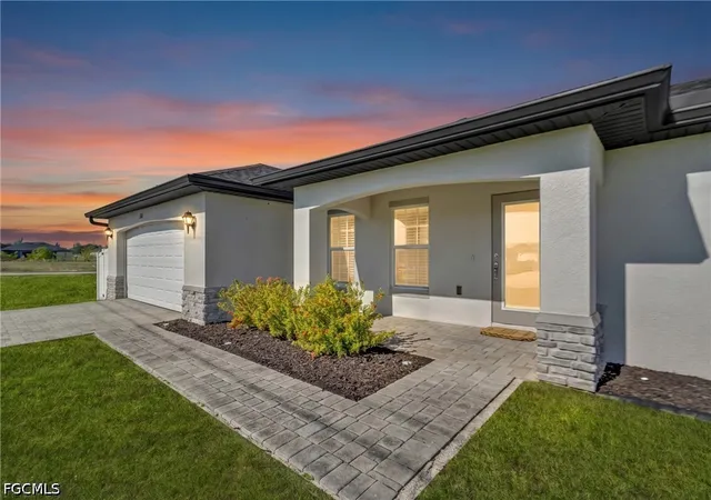 Photo 3 of Single family home for sale at 618 Ne 2nd Place, Cape Coral, FL 33909 | MLS# 2026032651 | Listing updated on 2026-08-01