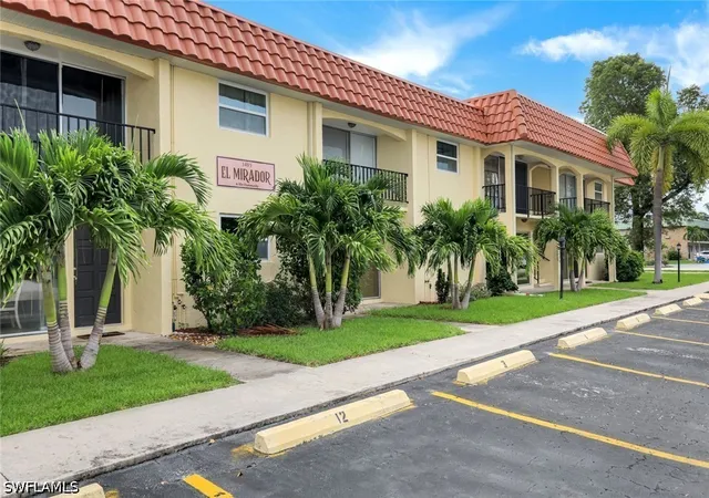 2nd image of 1485 Memoli Ln, Fort Myers, FL 33919
