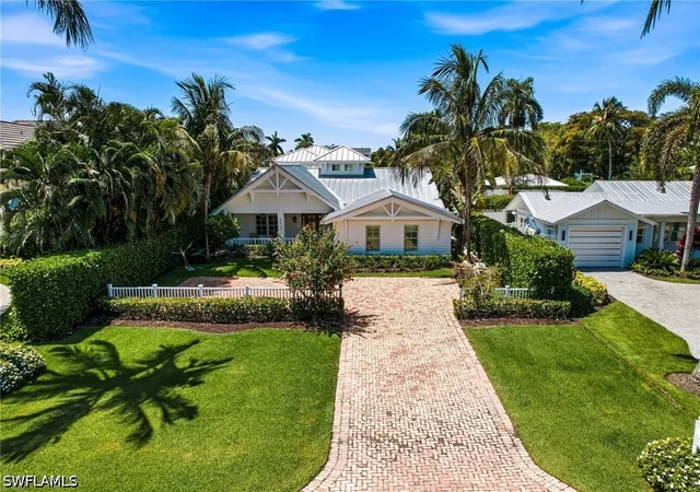 3rd image of 742 11Th Ave S, Naples, FL 34102 | MLS# 226024974