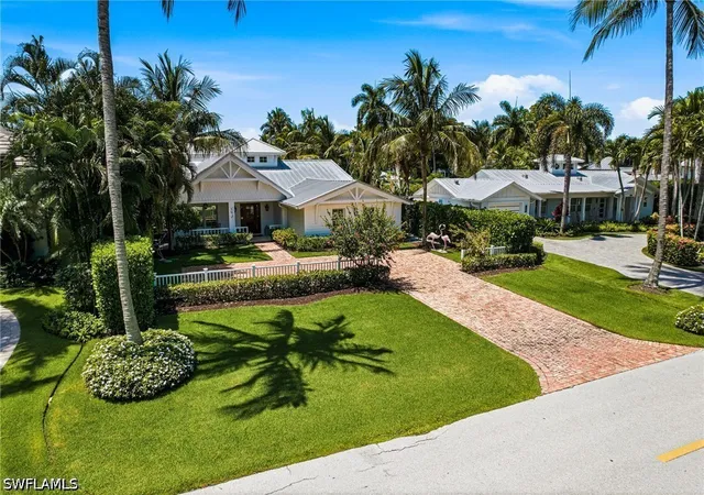 4th image of 742 11Th Ave S, Naples, FL 34102 | MLS# 226024974