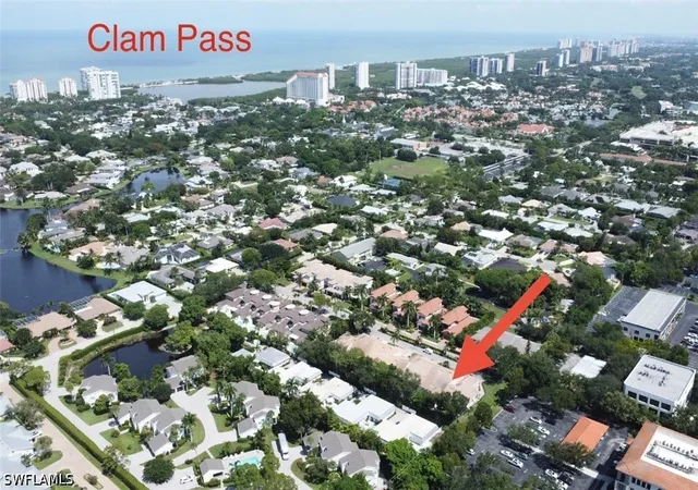 28th image of 4872 W Boulevard Ct, Naples, FL 34103 | MLS# 226028016