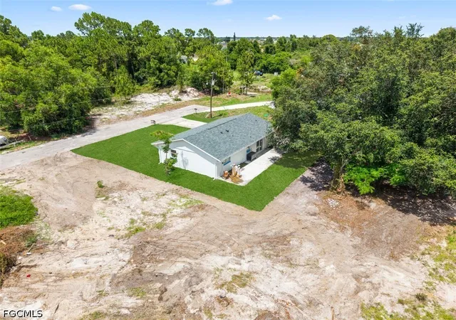3rd image of 3203 28th Street SW, Lehigh Acres, FL 33976 | MLS# 2026032710