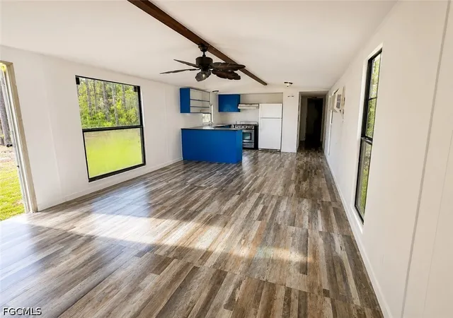 Photo 3 of Manufactured home for sale at 735 S Trebol St, Clewiston, FL 33440 | MLS# 2026032711 | Listing updated on 2026-08-02
