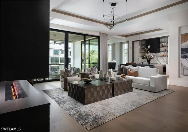 3rd image of 141 Channel Dr, Naples, FL 34108 | MLS# 226028092