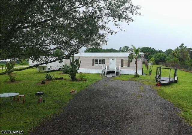 Photo 3 of Manufactured home for sale at 451 Bald Cypress Ave, Clewiston, FL 33440 | MLS# 226027578 | Listing updated on 2026-08-02