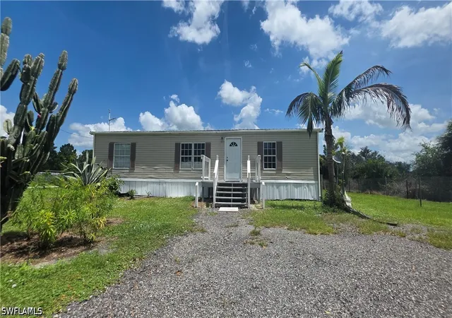 Photo 3 of Manufactured home for sale at 451 Bald Cypress Ave, Clewiston, FL 33440 | MLS# 226027578 | Listing updated on 2026-08-02