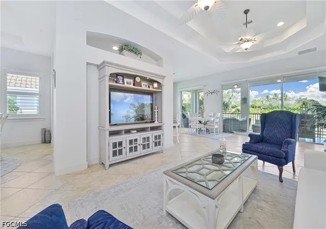 3rd image of 10251 Glastonbury Cir, Fort Myers, FL 33913