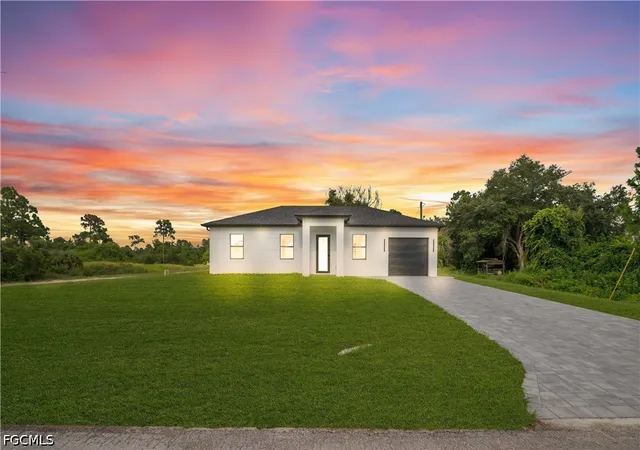 4th image of 1800 Hibiscus Ave, Lehigh Acres, FL 33972 | MLS# 2026032786