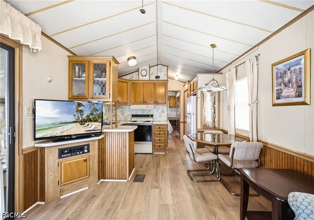 4th image of 45 Shifting Sands Ave, Bonita Springs, FL 34135 | MLS# 2026032803