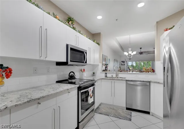 5th image of 7835 Regal Heron Cir #304, Naples, FL 34104 | MLS# 226028105