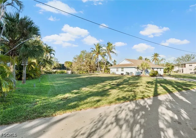 7th image of 3665 Riviera Cir, Bonita Springs, FL 34134 | MLS# 2026026687