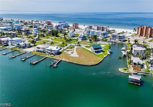 5th image of 645 Matanzas Ct, Fort Myers Beach, FL 33931 | MLS# 2026032834