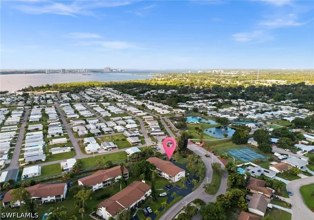 Listing Photo 2 - Condo for sale in building located at 7001 New Post Dr, North Fort Myers, FL 33917 - Unit #3