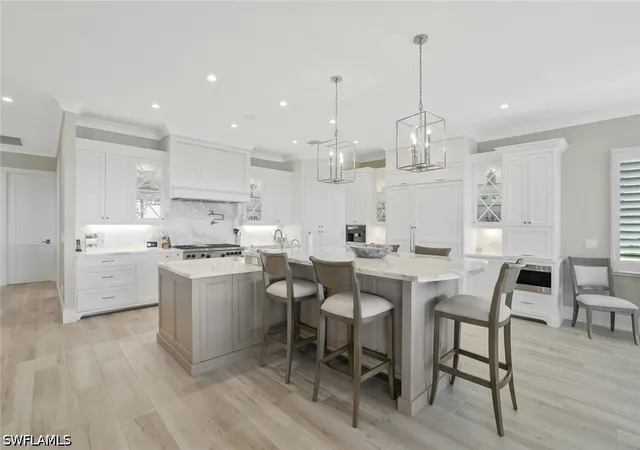 4th image of 564 Spinnaker Dr, Marco Island, FL 34145 | MLS# 226027935