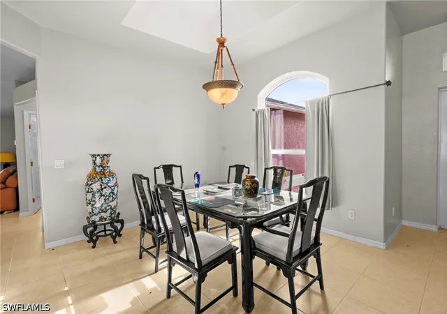 4th image of 3042 Nw 3Rd Pl, Cape Coral, FL 33993 | MLS# 226025650