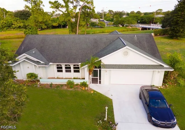 Photo 3 of Single family home for sale at 561 Foxcreek Dr, Lehigh Acres, FL 33974 | MLS# 2026032933 | Listing updated on 2026-08-07