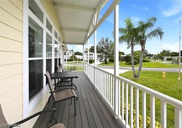 4th image of 444 Riviera Blvd W, Naples, FL 34112 | MLS# 226028013