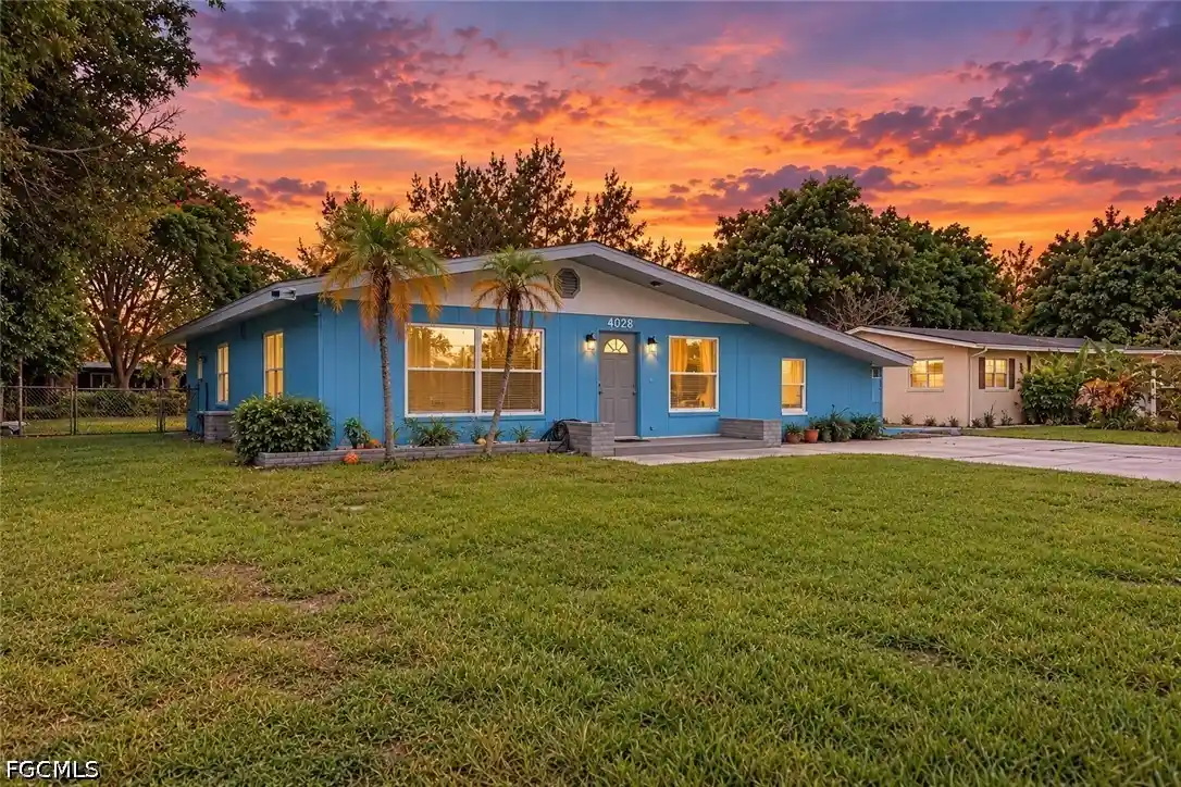 Single family home for sale at 4028 Manning Ave, Fort Myers, FL 33916 | MLS# 2026032971