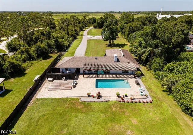 5th image of 37951 Washington Loop Rd, Punta Gorda, FL 33982 | MLS# 2026032975