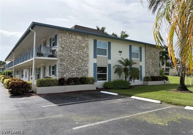 20th image of 325 Charlemagne Blvd #A101, Naples, FL 34112 | MLS# 226028271