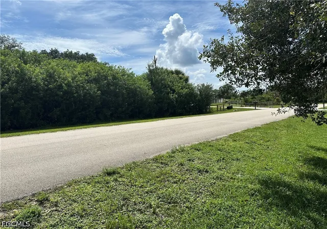 Photo 3 of Land for sale at 18430 River Ests Ln, Alva, FL 33920 | MLS# 2026033010 | Listing updated on 2026-08-06