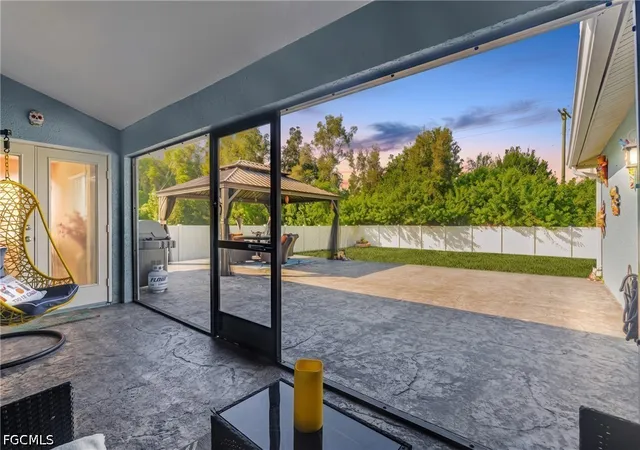 Photo 4 of Single family home for sale at 775 Arundel Cir, Fort Myers, FL 33913 | MLS# 2026033018 | Listing updated on 2026-08-04