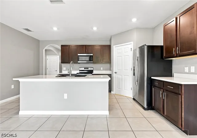 5th image of 3180 Cozumel Ct, Cape Coral, FL 33909 | MLS# 2026033019
