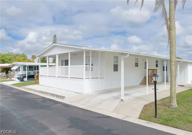 2nd image of 9 Dill St, Alva, FL 33920 | MLS# 2026033022