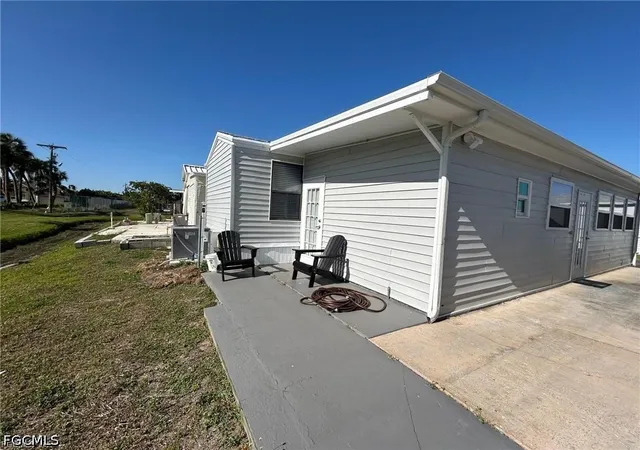 10th image of 16270 Lapwing Ln, Fort Myers, FL 33908 | MLS# 2026033089
