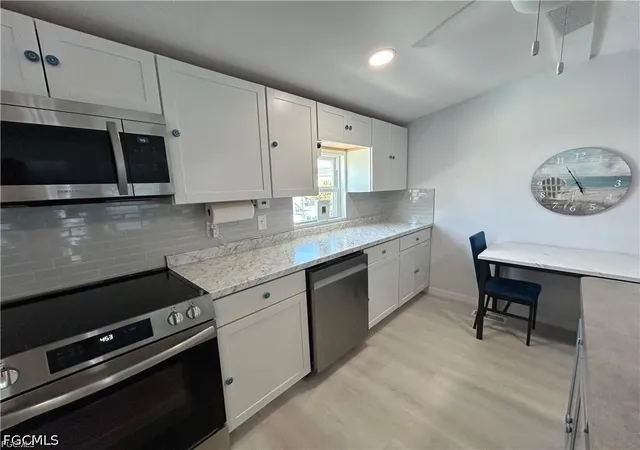 5th image of 16270 Lapwing Ln, Fort Myers, FL 33908 | MLS# 2026033089