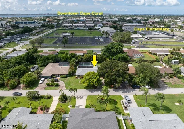 4th image of 1330 Se 44Th Ter, Cape Coral, FL 33904 | MLS# 2026033100