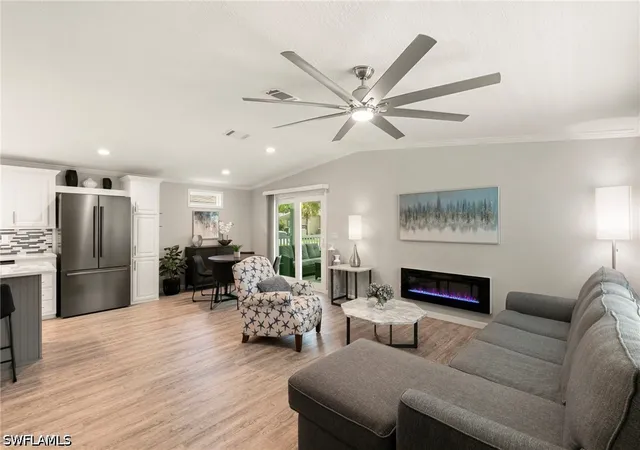 Photo 3 of Sale Pending at 1366 Diamond Lake Cir, Naples, FL 34114 | MLS# 226027447 | Listing updated on 2026-10-01
