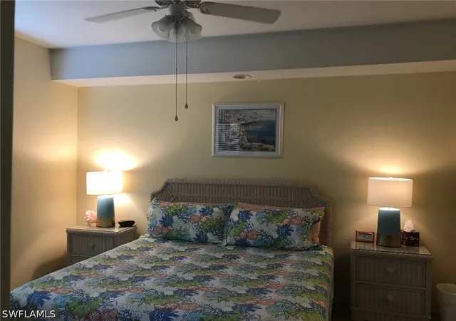 5th image of 3245 Cypress Gln Wy, Naples, FL 34109