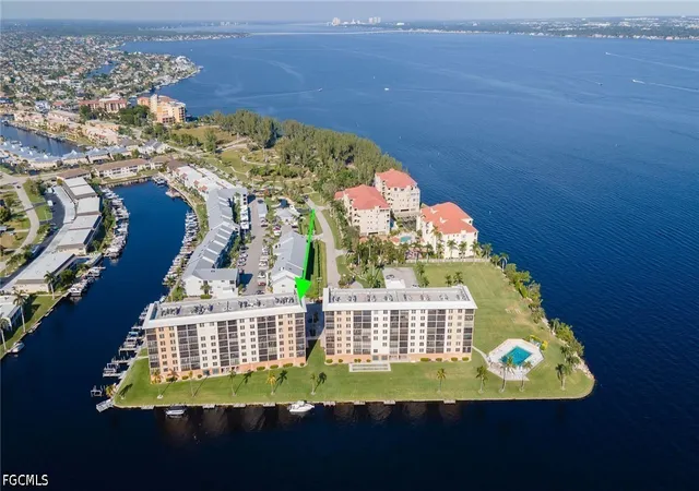 2nd image of 4260 Se 20th Pl #401, Cape Coral, FL 33904 | MLS# 2026033144