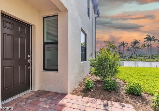 2nd image of 1424 Weeping Willow Ct, Cape Coral, FL 33909 | MLS# 2026033147