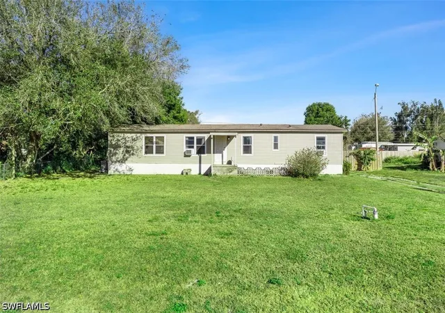 5th image of 8405 Nault Rd, North Fort Myers, FL 33917 | MLS# 226028417