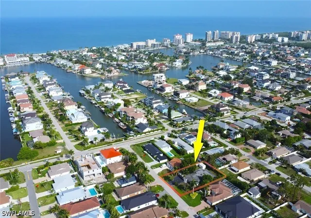 Photo 2 of Single family home for sale at 517 100th Avenue N, Naples, FL 34108 | MLS# 226027206 | Listing updated on 2026-08-28
