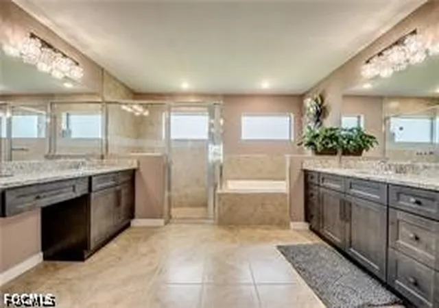 Photo 4 of Single family home for sale at 1042 NW 32nd Place, Cape Coral, FL 33993 | MLS# 2026033257 | Listing updated on 2026-08-06