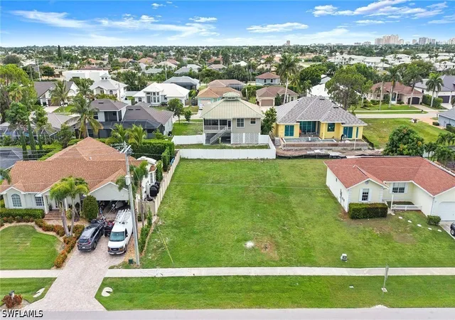 Photo 2 of Land for sale at 1437 Bermuda Rd, Marco Island, FL 34145 | MLS# 226028535 | Listing updated on 2026-08-06