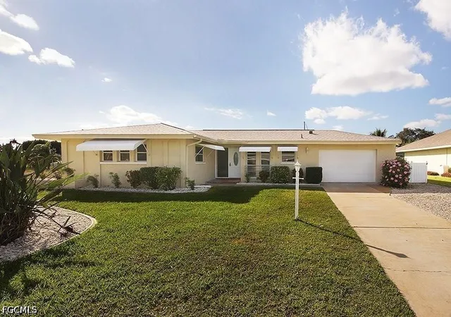 Photo 2 of Sale Pending at 3010 Se 18th Place, Cape Coral, FL 33904 | MLS# 2026033422 | Listing updated on 2026-09-01