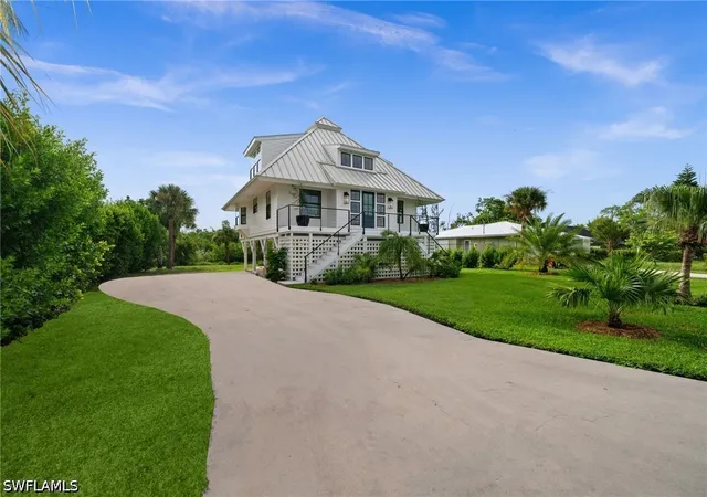 Photo 2 of Single family home for sale at 1854 Ibis Ln, Sanibel, FL 33957 | MLS# 226027880 | Listing updated on 2026-08-09