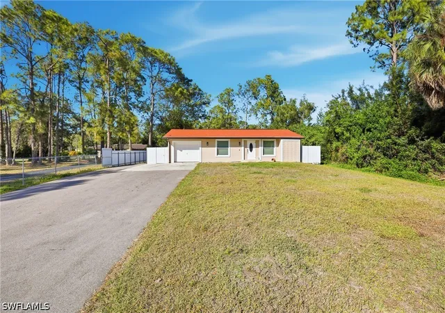 Photo 3 of Single family home for sale at 6005 Star Grass Ln, Naples, FL 34116 | MLS# 226028677 | Listing updated on 2026-08-07