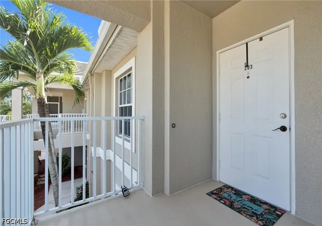 Listing Photo 5 - Condo for sale in building located at 2261 Somerset Ridge Dr, Lehigh Acres, FL 33973 - Unit #203