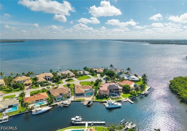 3rd image of 14641 Fair Hvn Rd, Fort Myers, FL 33908 | MLS# 2026033490