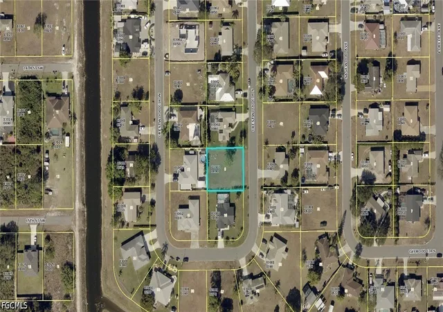 Photo 1 of Land for sale at 17 Crestwood Cir S, Lehigh Acres, FL 33936 | MLS# 2026033530 | Listing updated on 2026-08-07