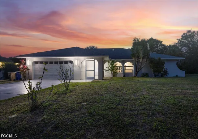 Photo 1 of Single family home for sale at 511 Washington Ave, Lehigh Acres, FL 33972 | MLS# 2026033649 | Listing updated on 2026-08-08