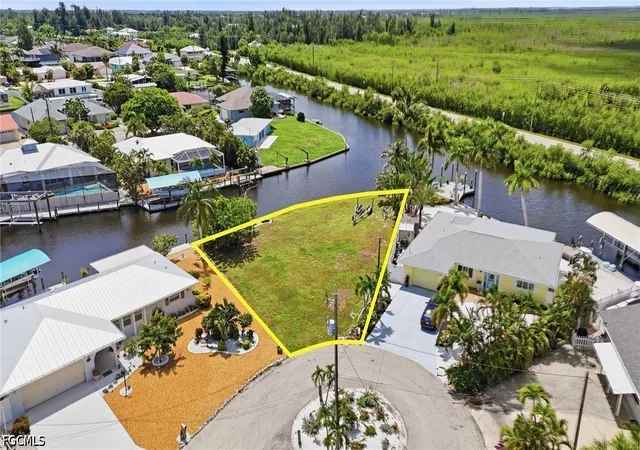 Photo 2 of Land for sale at 12100 Moon Shell Dr, Matlacha Isles, FL 33991 | MLS# 2026033797 | Listing updated on 2026-08-11