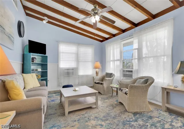 Listing Photo 4 - Condo for sale in building located at 226 Connecticut St, Fort Myers Beach, FL 33931