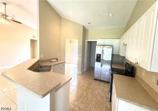 Photo 3 of Sale Pending at 2804 11th Street SW, Lehigh Acres, FL 33976 | MLS# 2026033810 | Listing updated on 2026-09-25