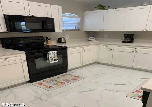 Photo 3 of Single family home for sale at 420 NE 15th Terrace, Cape Coral, FL 33909 | MLS# 2026033858 | Listing updated on 2026-09-01